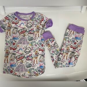 Elisabeth & Faith , Taylor Swift girls pajamas, size 2T